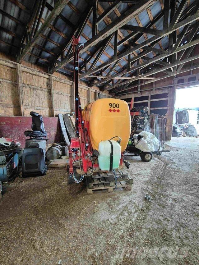 Junkkari 900L الرشاشات