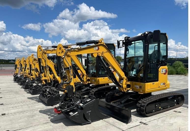 CAT 302.7 CR حفارات صغيرة أقل من 7 طن (حفارات صغيرة)
