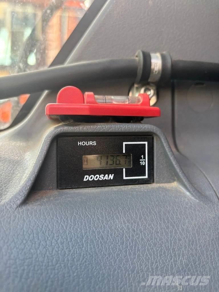 Doosan DX225LC-7 حفارات زحافة