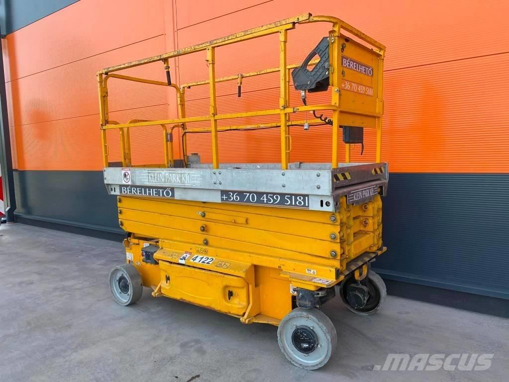 JLG 3246 ES رافعات مقصية الشكل