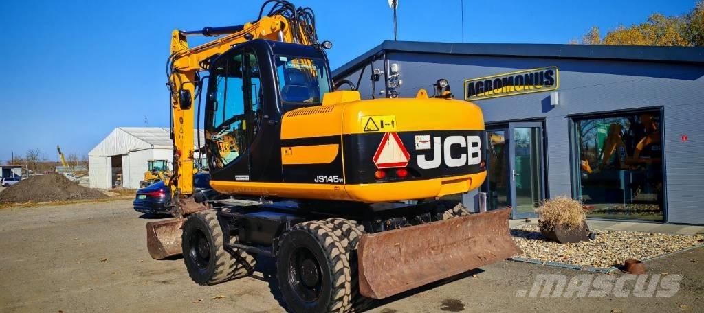 JCB JS 145 W حفارات بعجل