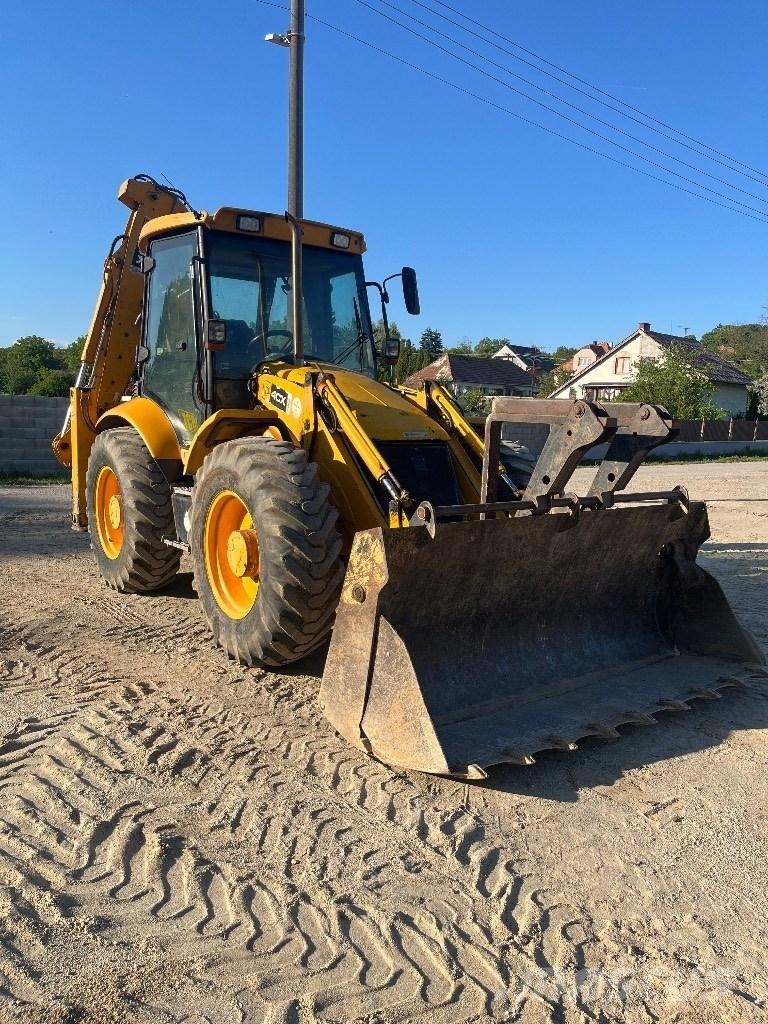 JCB 4 CX لوادر ذات جرافات عكسية