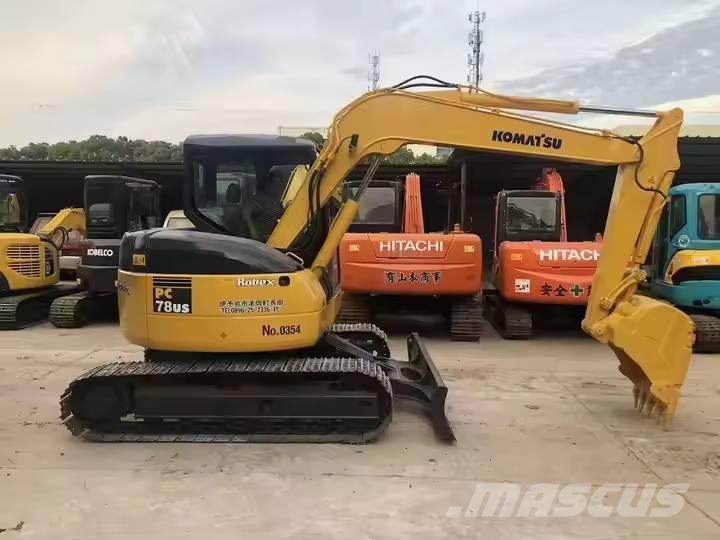 Komatsu PC78US-6 حفارات وسط 7 طن - 12 طن