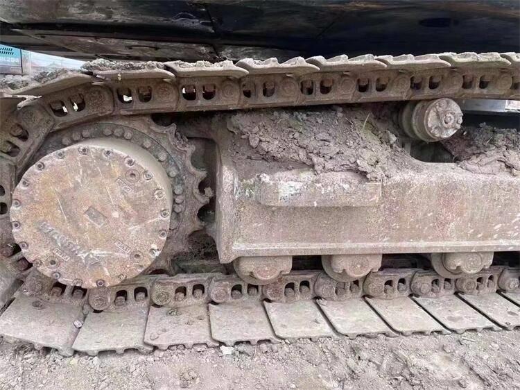 Hyundai R215VS حفارات زحافة