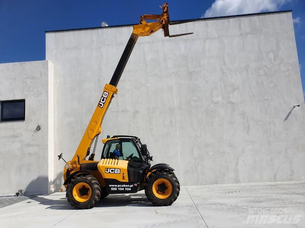 JCB 531-70 - BC25 مناولات متداخلة