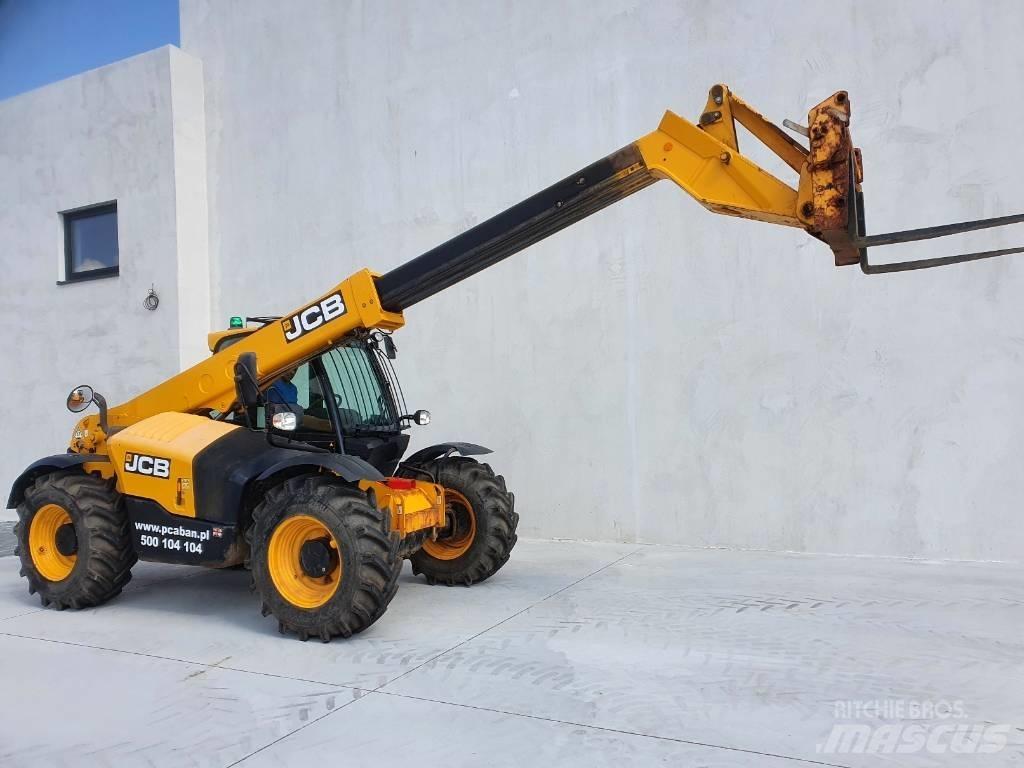 JCB 531-70 - BC25 مناولات متداخلة
