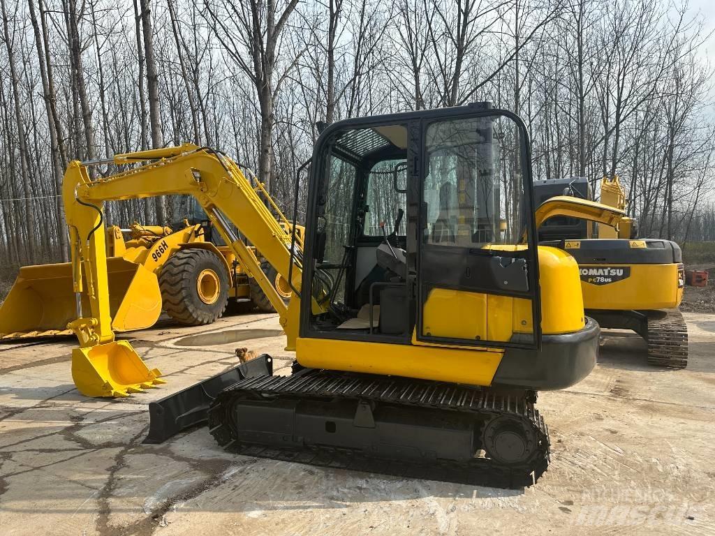 Komatsu PC56 حفارات زحافة