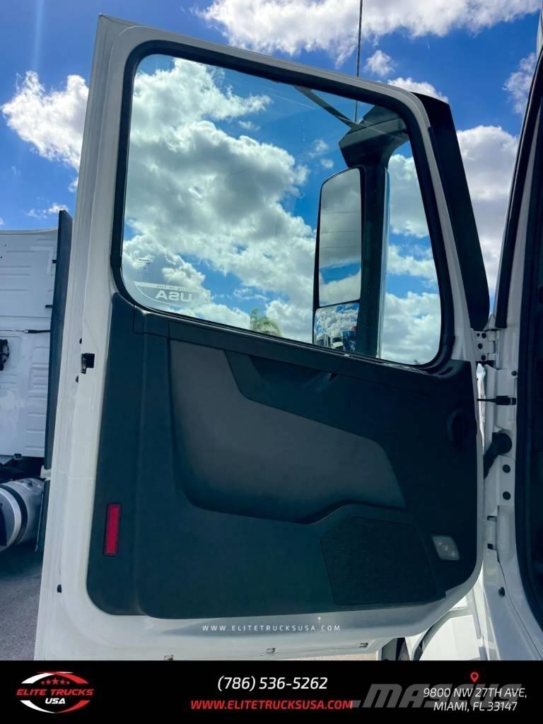 Volvo Commercial VNL وحدات الجر