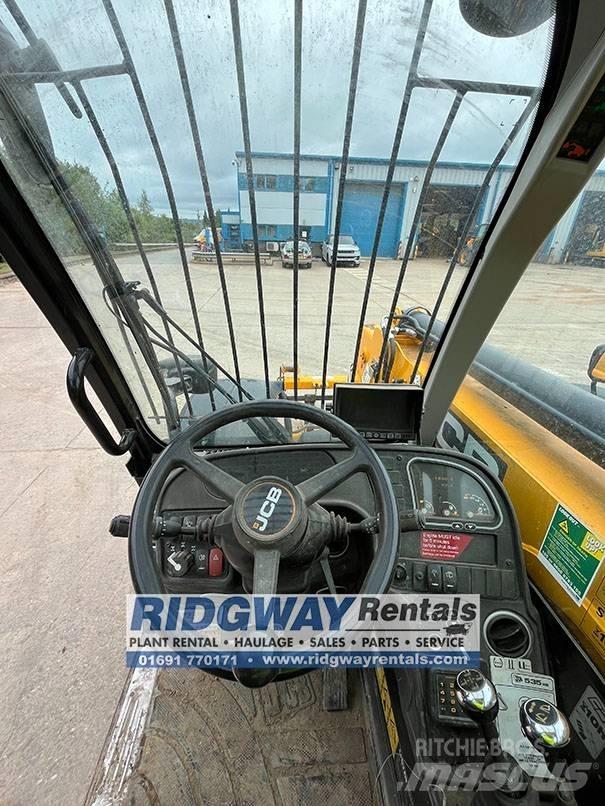 JCB 535-95 مناولات متداخلة