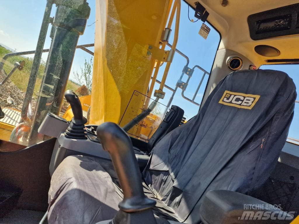 JCB 140 X حفارات زحافة