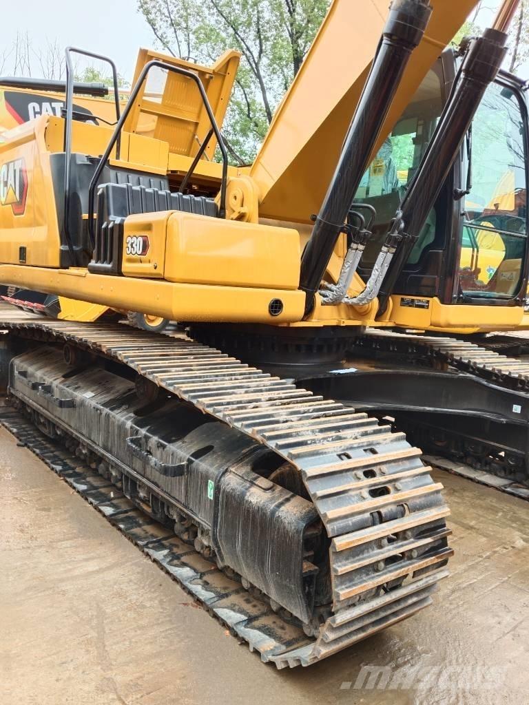 CAT 330 GC حفارات زحافة