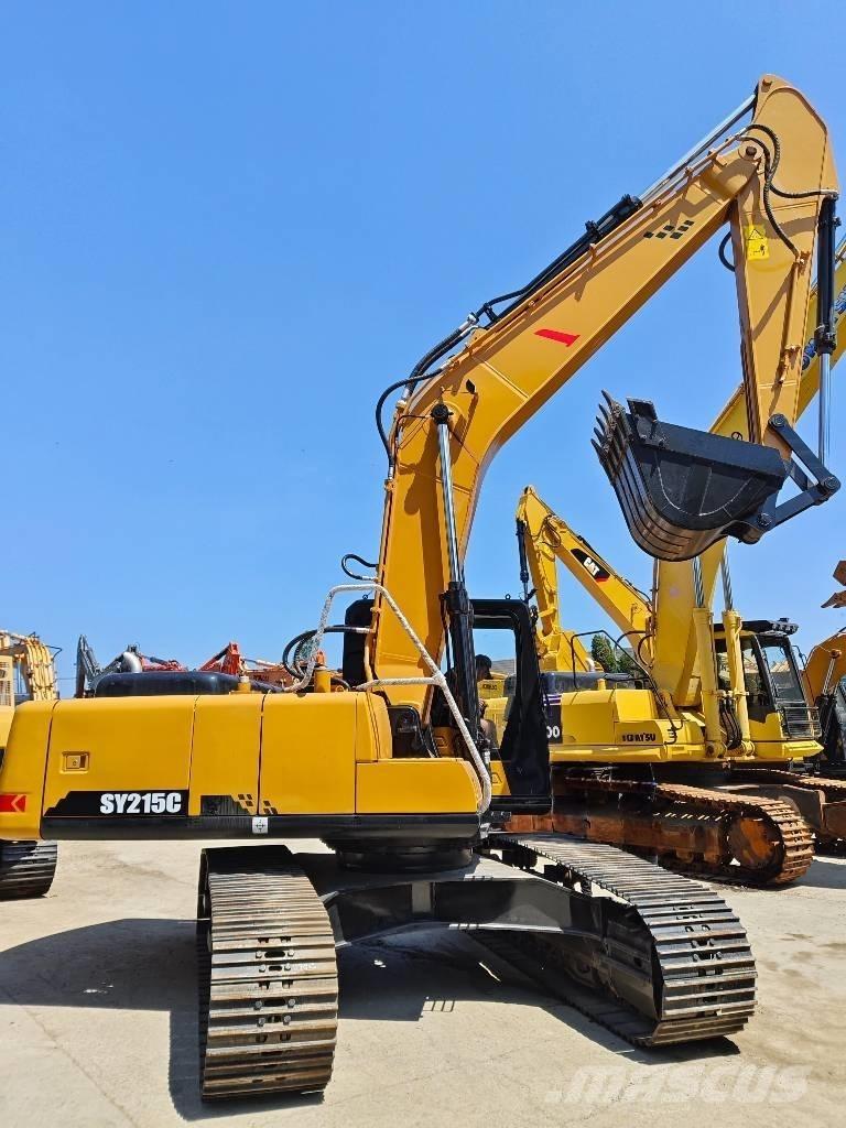 Sany SY 215 C حفارات زحافة