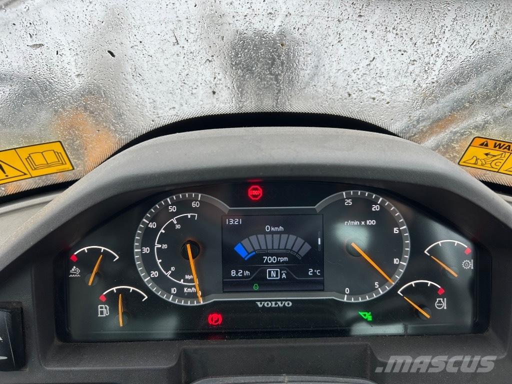 Volvo L 60 H لوادر بعجل