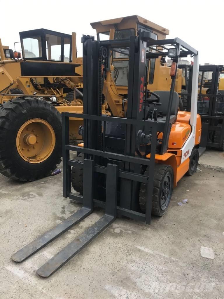 TCM FD 30 شاحنات الديزل