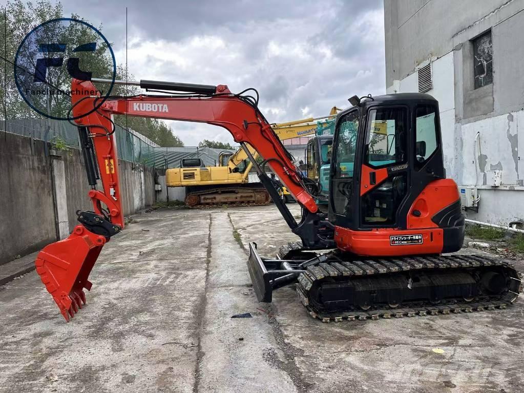Kubota U 55-4 حفارات زحافة