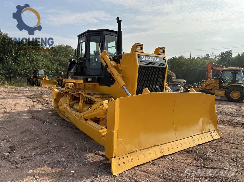 Shantui SD 22 بلدوزرات مجنزرة