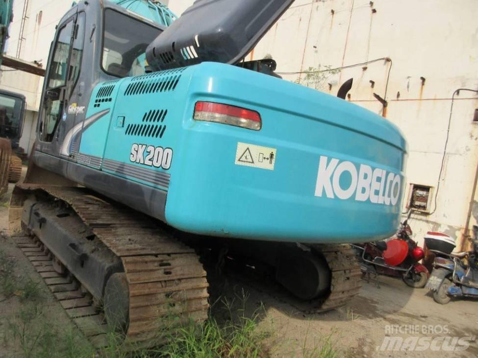 Kobelco SK 200-8 حفارات زحافة