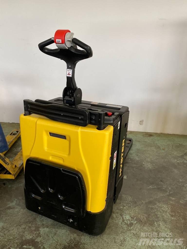Hyster P2.0S FBW معدات التكديس الجوالة