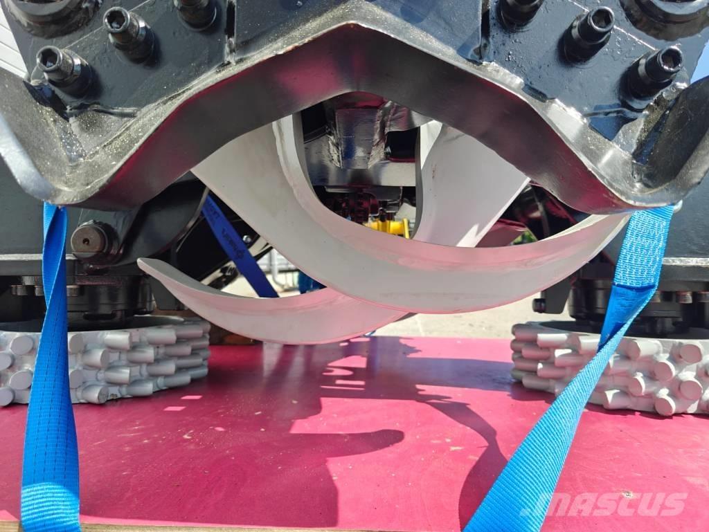 Logset TH 55 رؤوس حصادات