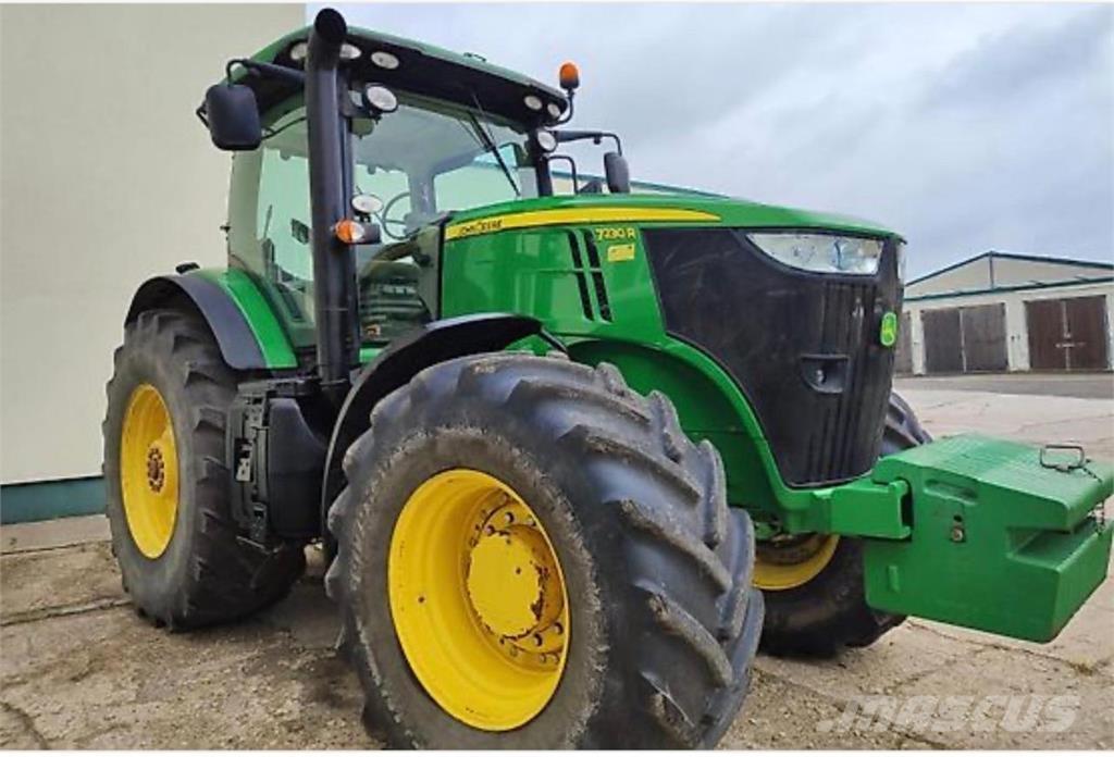 John Deere 7230 R الجرارات