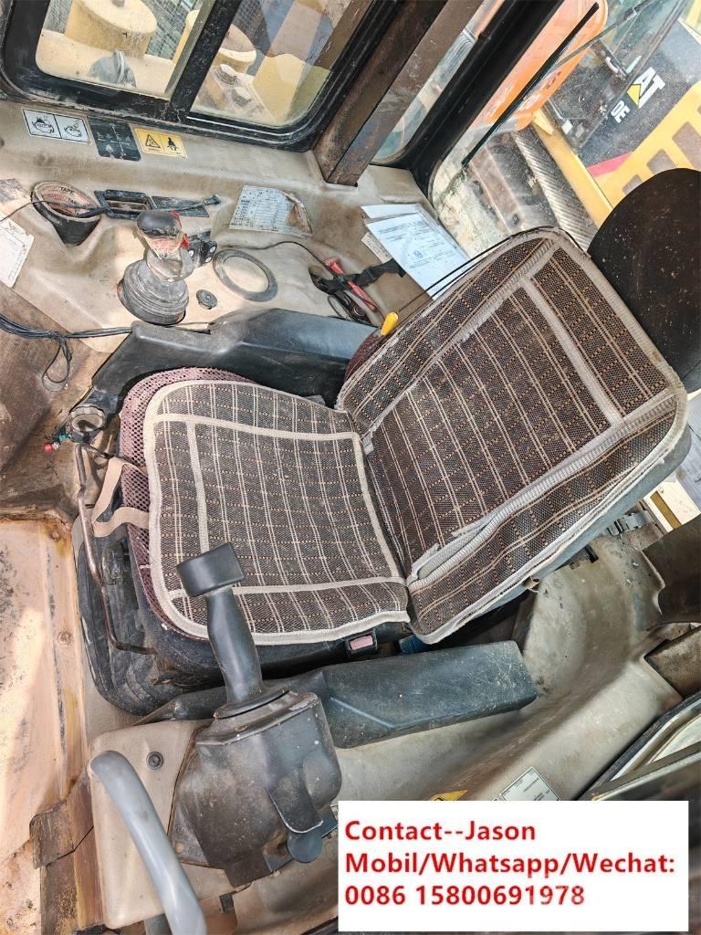 CAT D 6 R LGP بلدوزرات مجنزرة