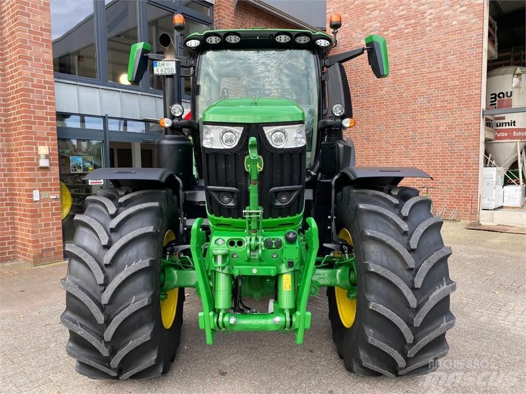 John Deere 6R250 الجرارات