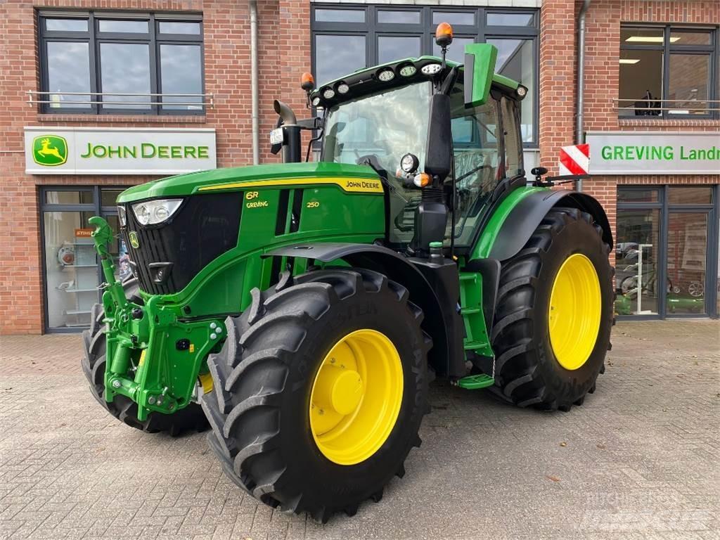 John Deere 6R250 الجرارات
