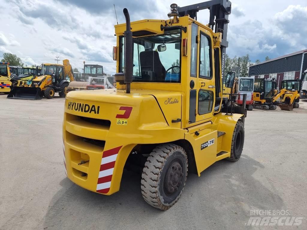 Hyundai 70 D-7 E شاحنات الديزل