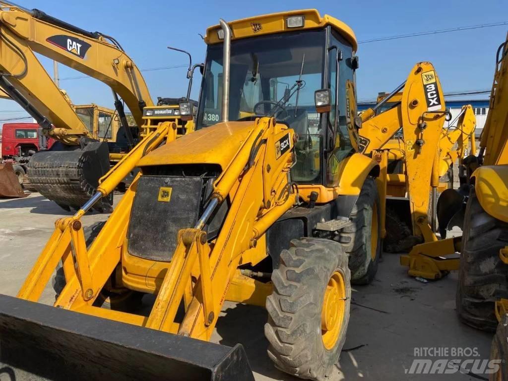 JCB 3 CX لوادر ذات جرافات عكسية