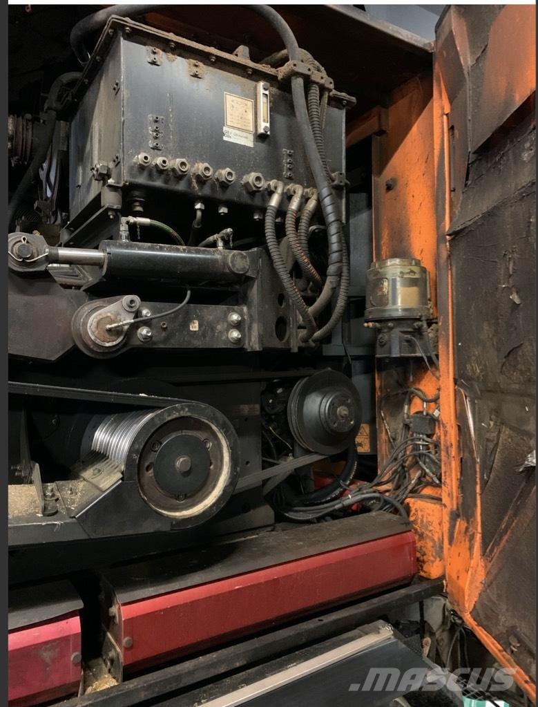 Doppstadt DH-910SA ماكينات تقطيع أخشاب الحراجة