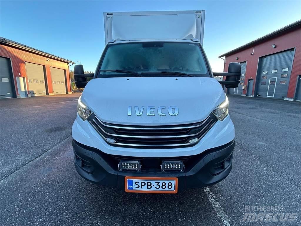 Iveco Daily شاحنة مقفلة