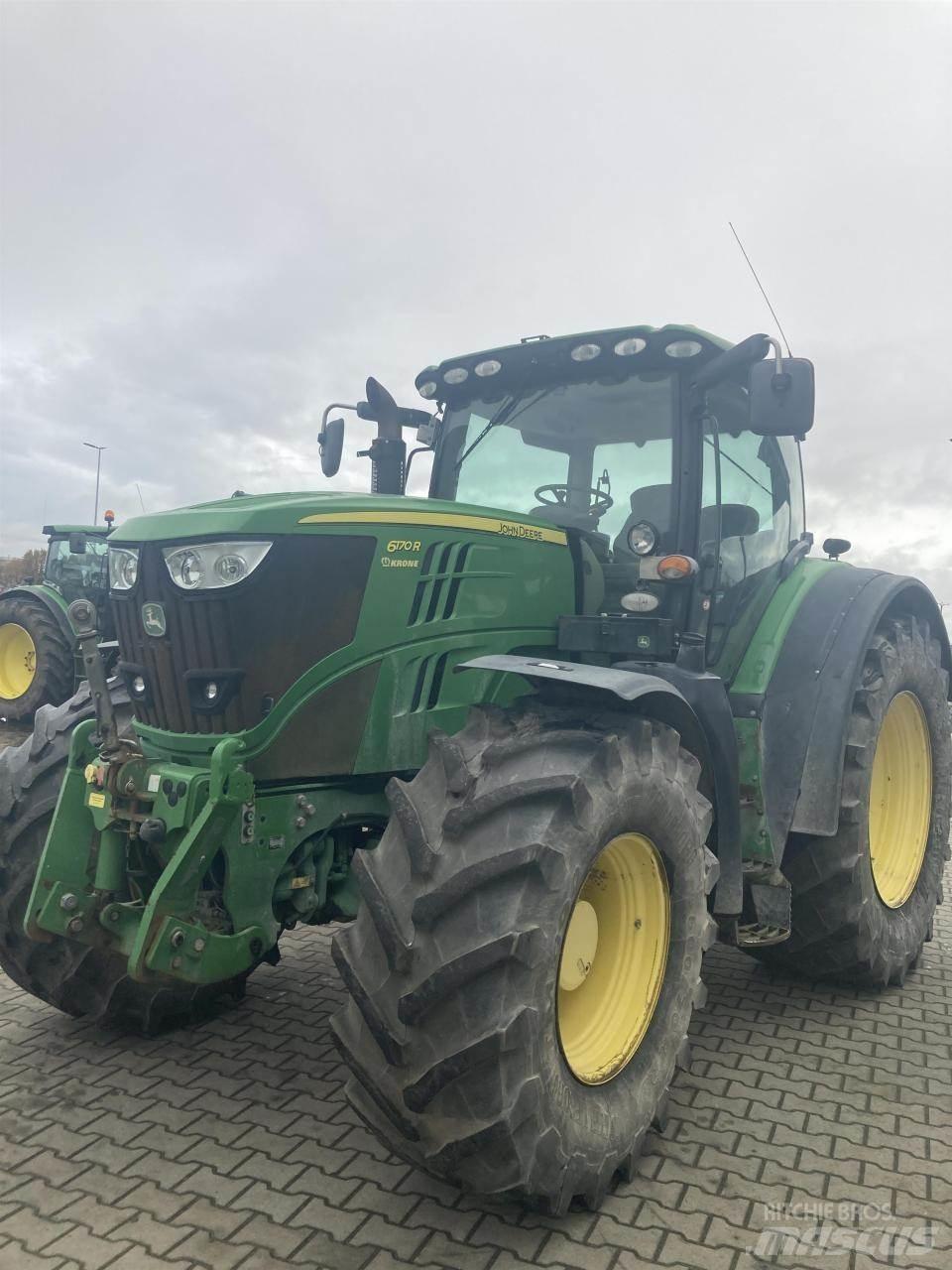John Deere 6170R الجرارات