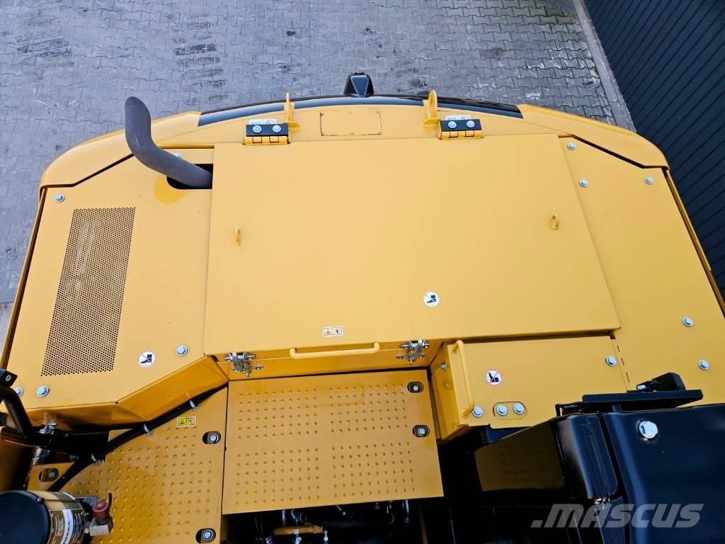 CAT 313 F L حفارات زحافة