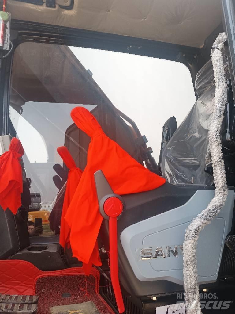 Sany SY 215 C حفارات زحافة