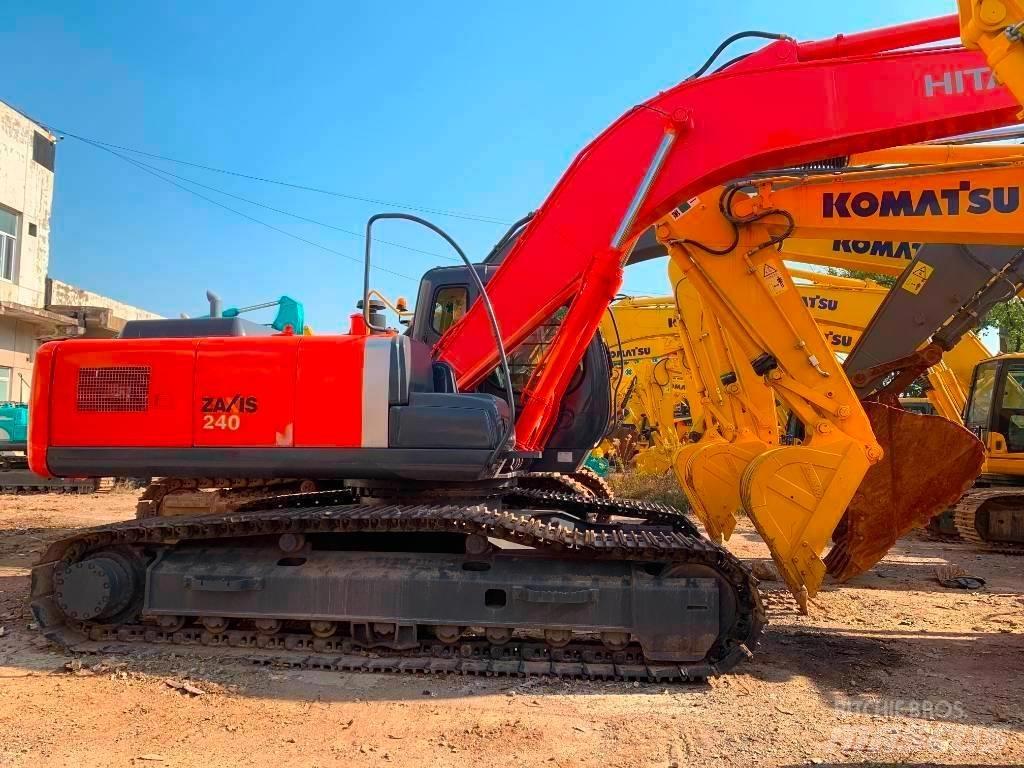 Hitachi Zaxis 240 حفارات زحافة