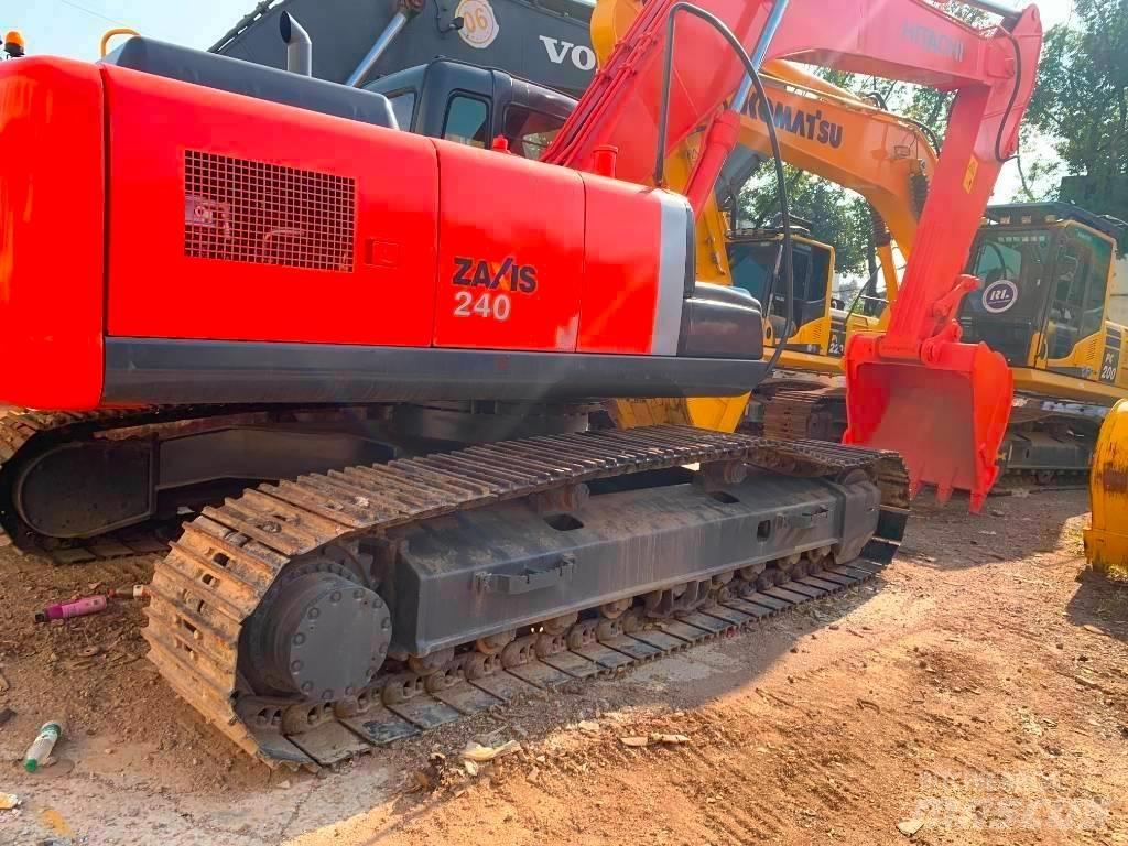 Hitachi Zaxis 240 حفارات زحافة
