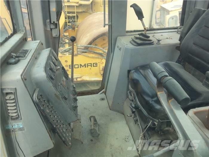 CAT D 6 G LGP II بلدوزرات مجنزرة