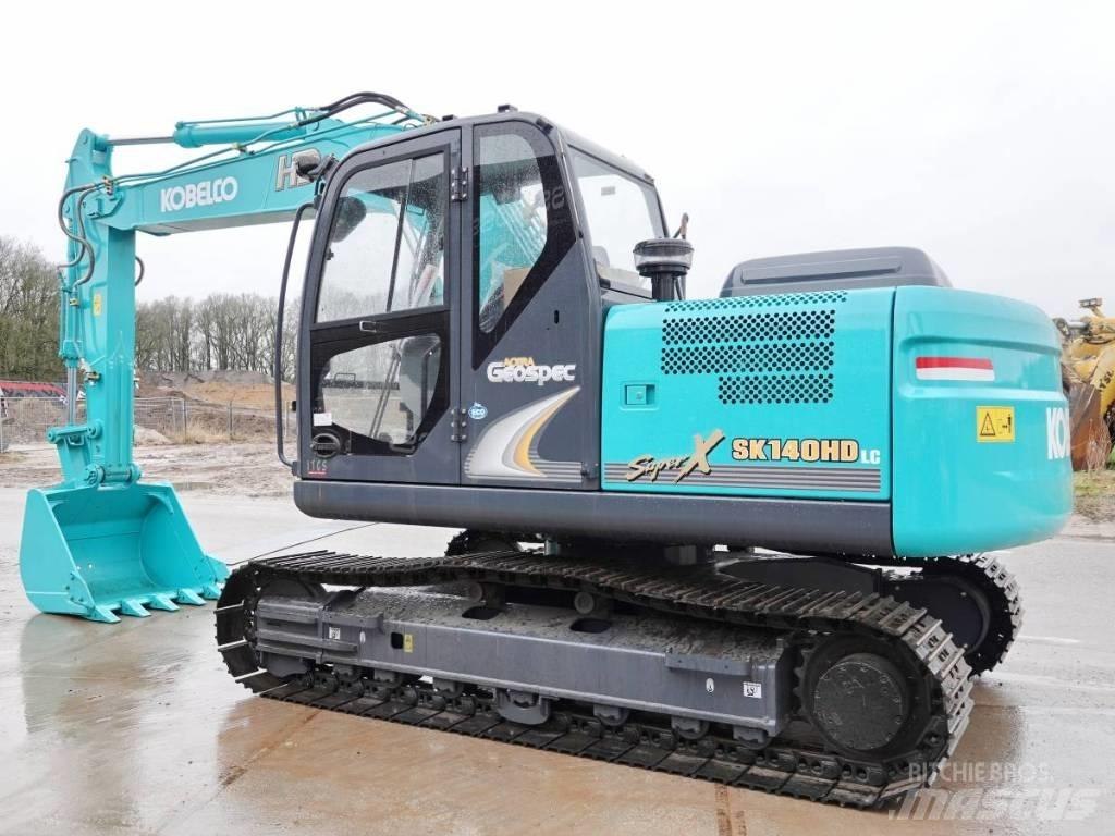 Kobelco SK 140 حفارات زحافة