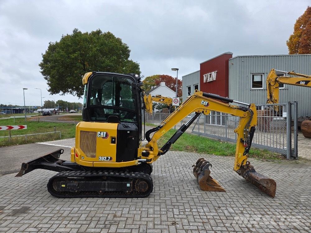 CAT 302.7CR حفارات صغيرة أقل من 7 طن (حفارات صغيرة)