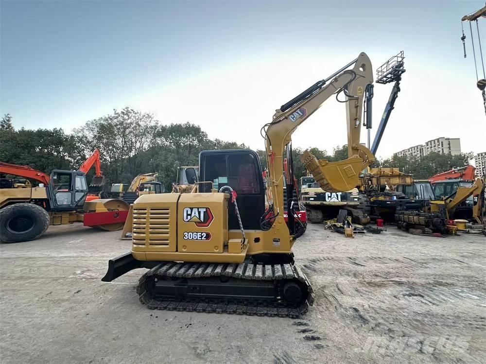 CAT 306 حفارات صغيرة أقل من 7 طن (حفارات صغيرة)