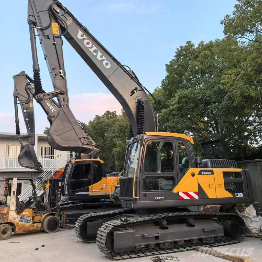 Volvo EC 210 B LC حفارات زحافة
