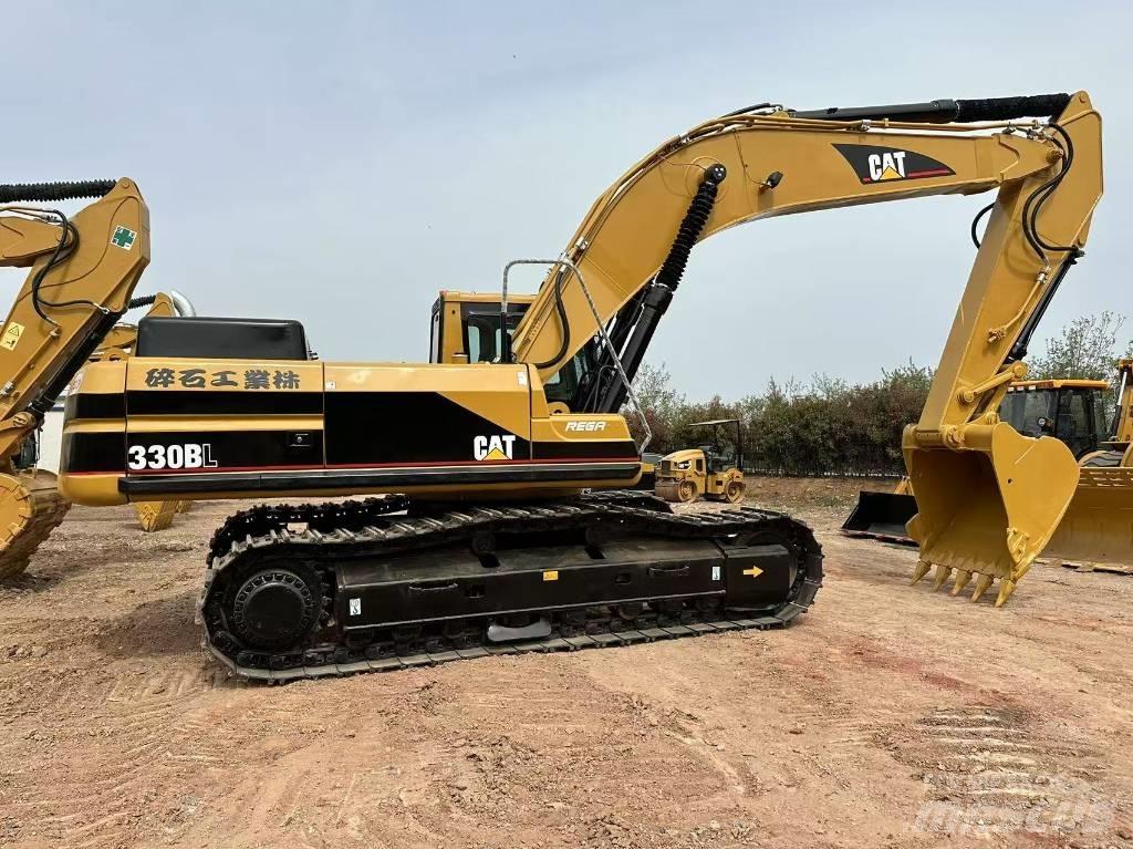 CAT 330 B L حفارات زحافة