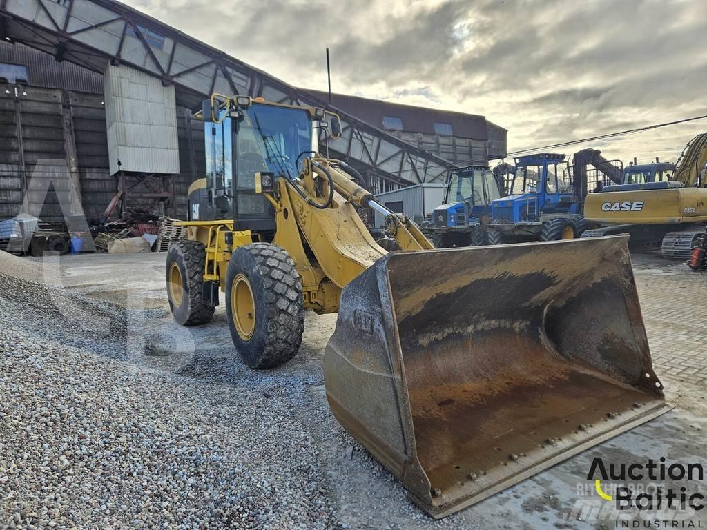CAT 924 G لوادر بعجل