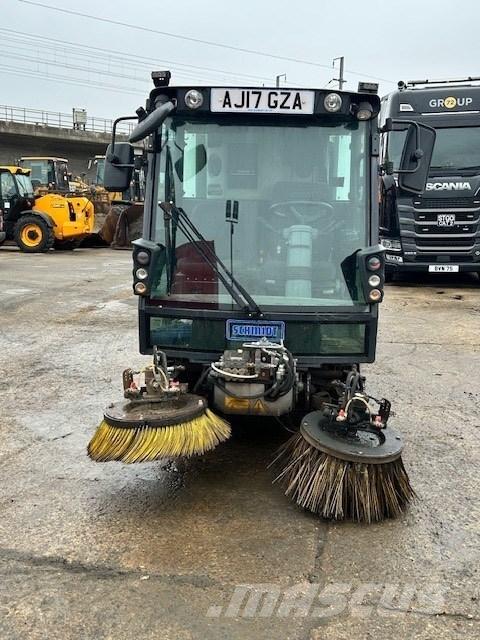 Schmidt Compact 200 كناسات