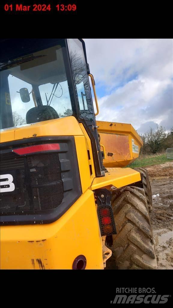 JCB 6 ST عربات نقل قلابة للمواقع