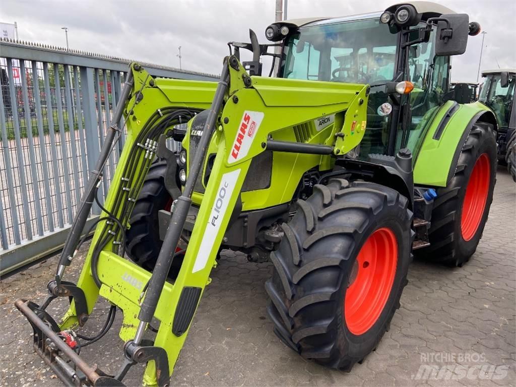 CLAAS Arion 440 الجرارات