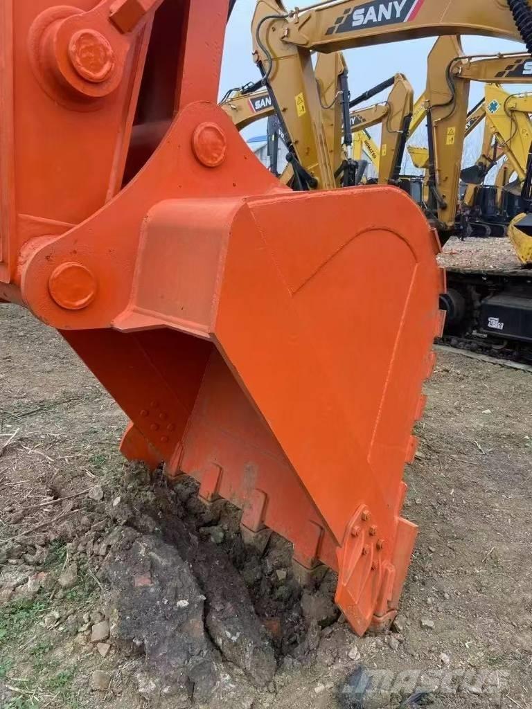 Hitachi 360 حفارات زحافة