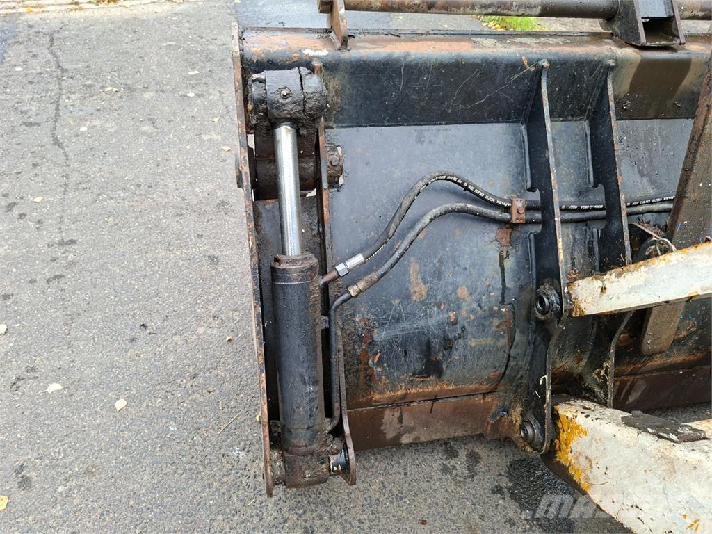 JCB 3CX SM 4X4 أخرى