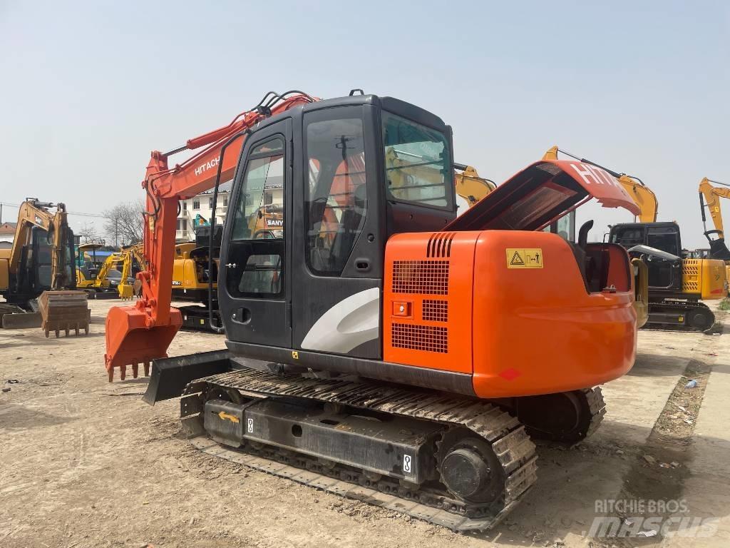 Hitachi ZX 70 حفارات وسط 7 طن - 12 طن