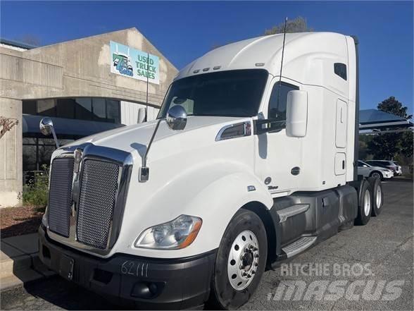 Kenworth T680 وحدات الجر